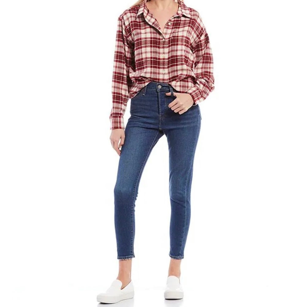 Levi’s Wedgie Skinny Jeans (sz 26)